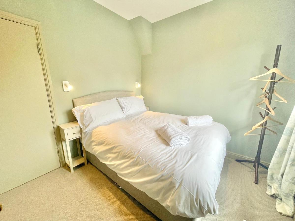 Central Townhouse With Free Off Road Parking And Garden York Exterior photo
